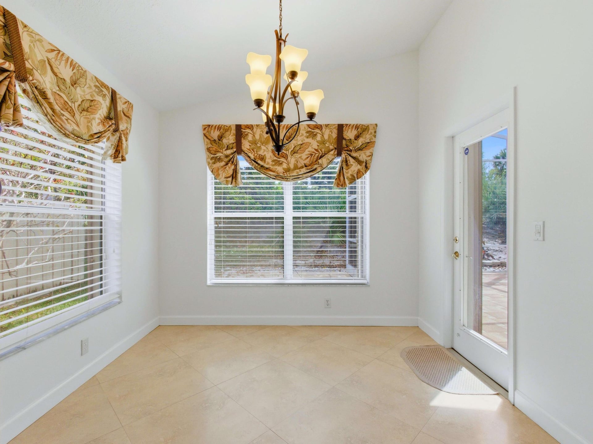 Residence photo 21