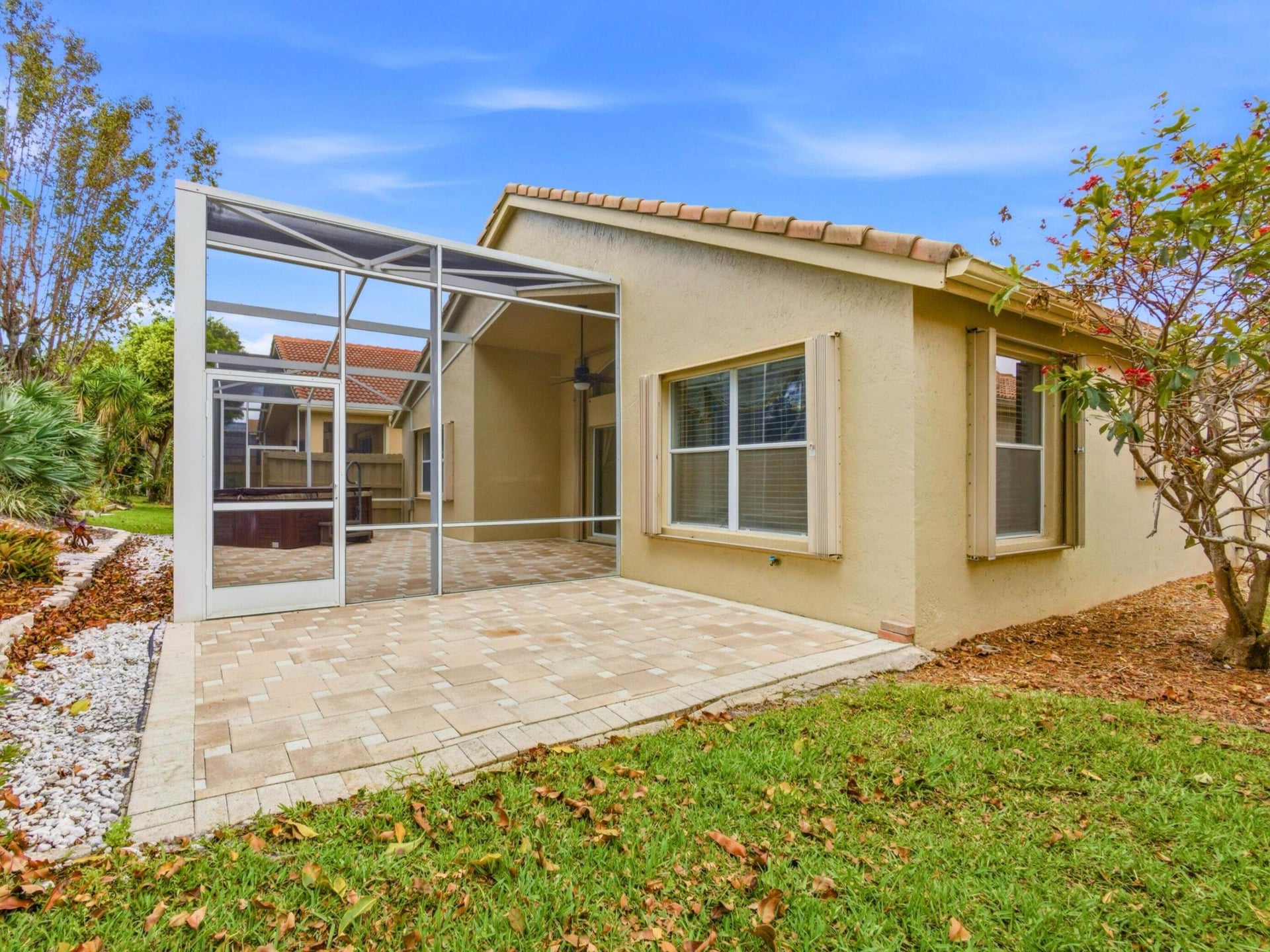 Residence photo 39