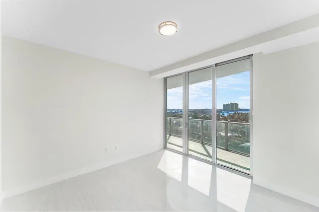 Amrit Ocean Resort & Residences Unit P705 photo 20