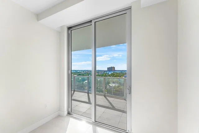 Amrit Ocean Resort & Residences Unit P705 photo 27