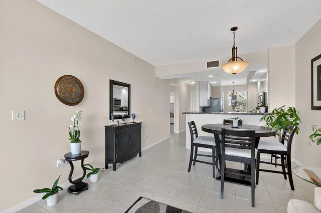 Boca Raton Unit 403 photo 9