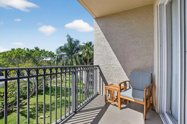 Boca Raton Unit 403 photo 32