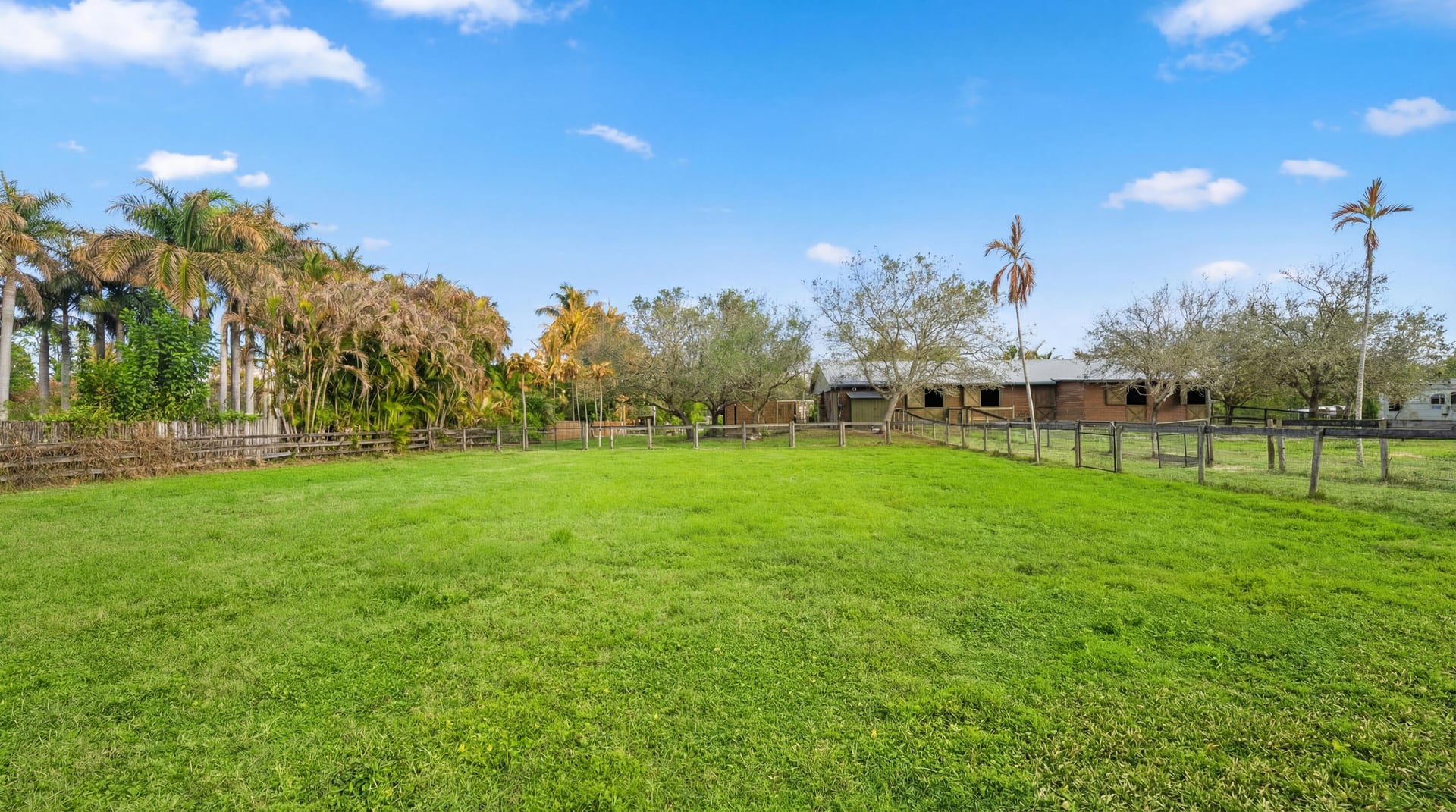  Residence photo 23
