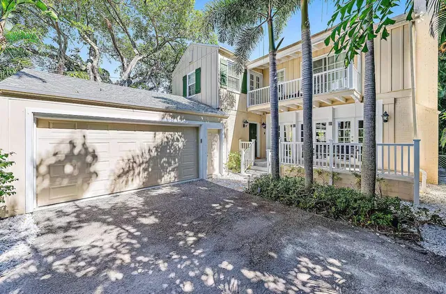 SoSo West Palm Beach Residence photo 2