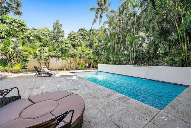 SoSo West Palm Beach Residence photo 34