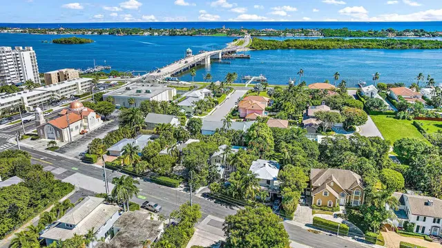 SoSo West Palm Beach Residence photo 38