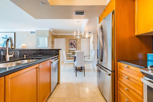 Townsend Place Unit 215 photo 10