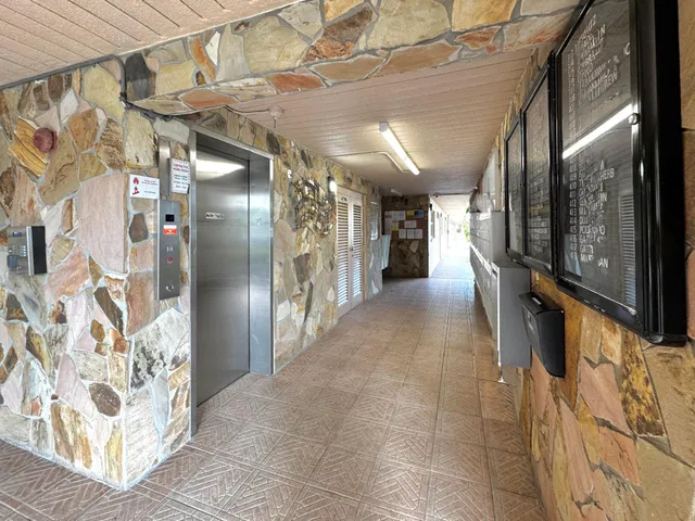  Unit 315 photo 28