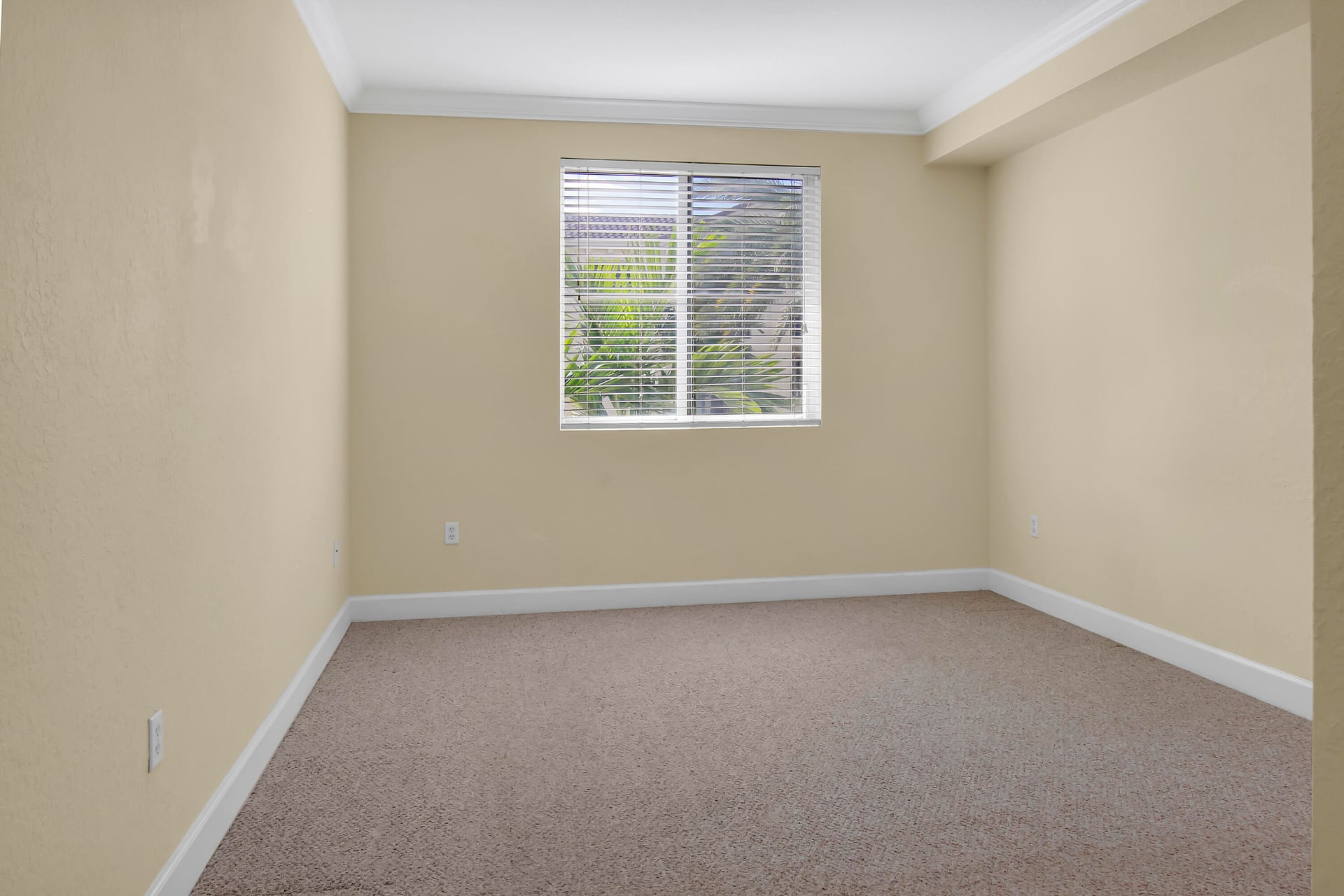 Renaissance Commons I Unit 2118 photo 16
