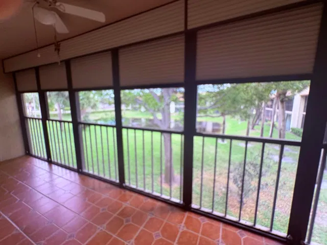 Unit 526 photo 15