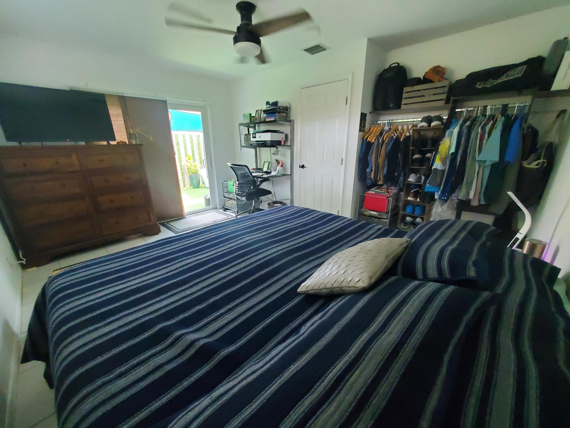  Unit 558 photo 29