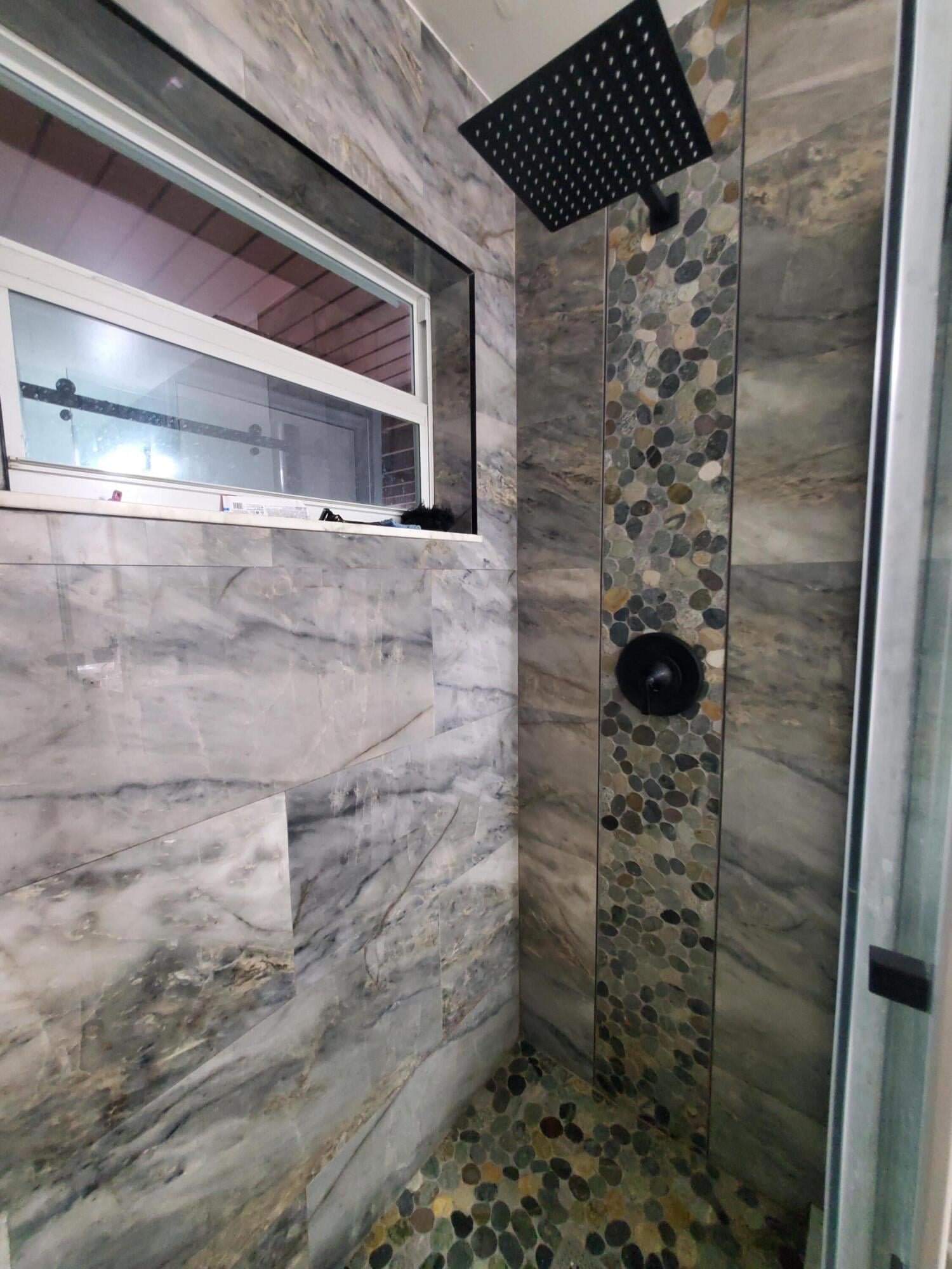  Unit 558 photo 36