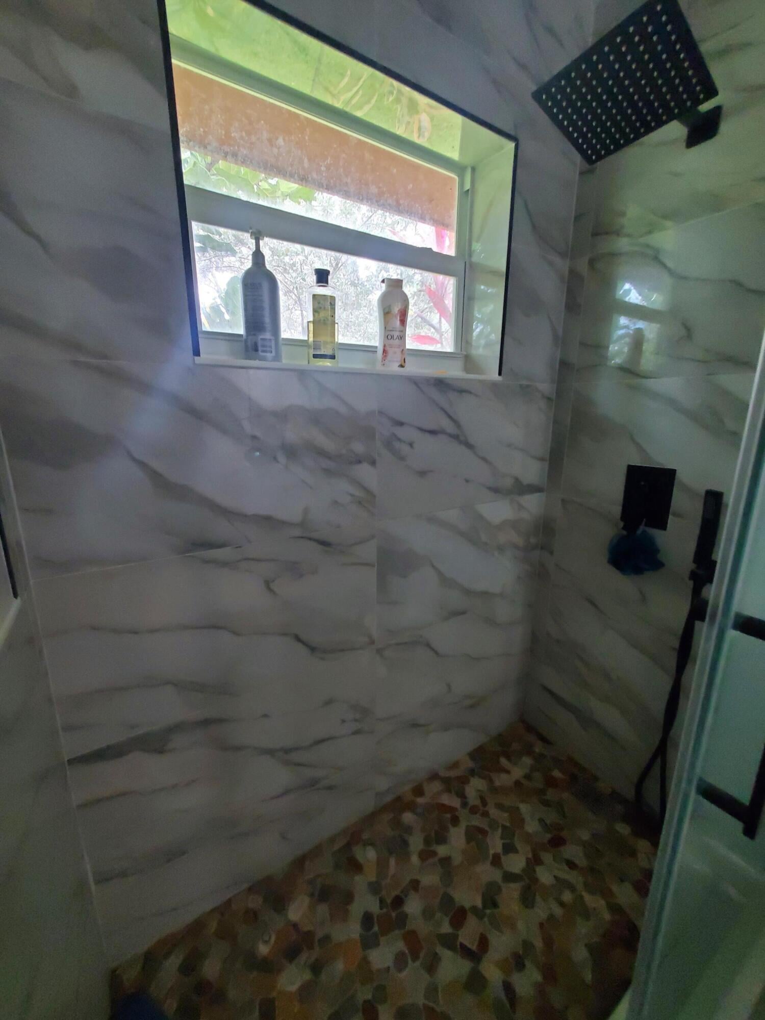  Unit 558 photo 38