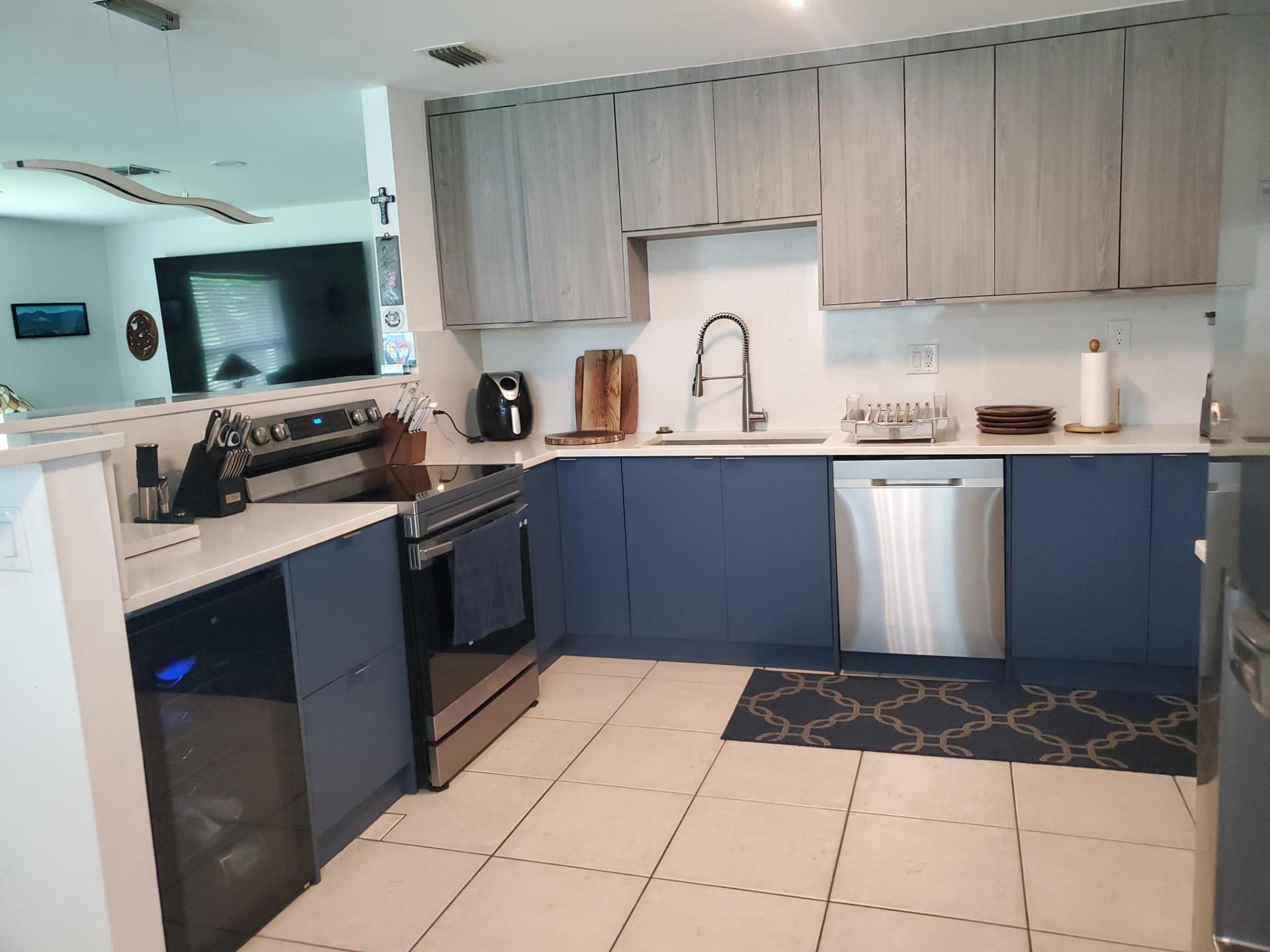  Unit 558 photo 49