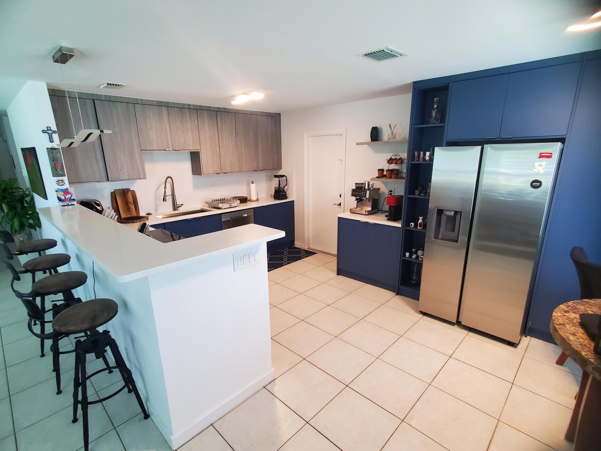 Unit 558 photo 52