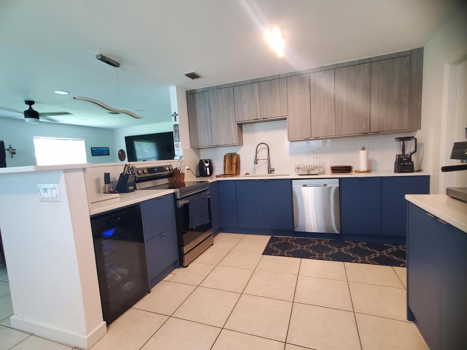  Unit 558 photo 57