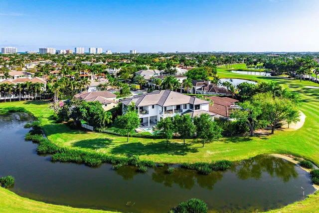 Royal Palm Yacht and Country Club Residence photo 5