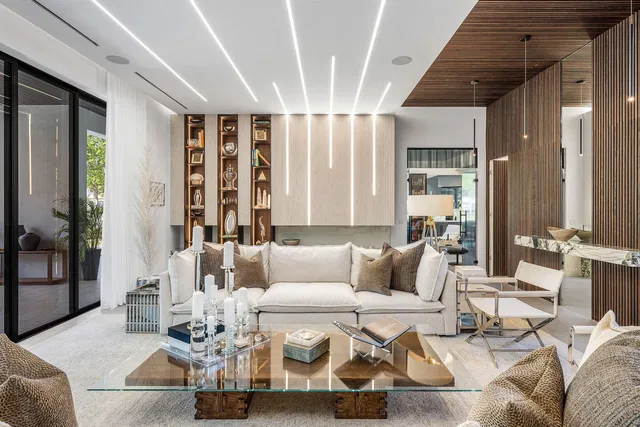 Royal Palm Yacht and Country Club Residence photo 17