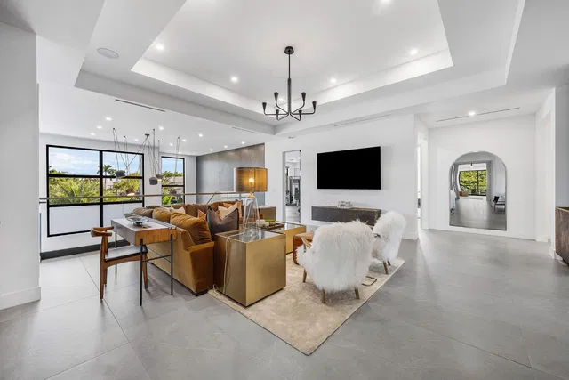 Royal Palm Yacht and Country Club Residence photo 62