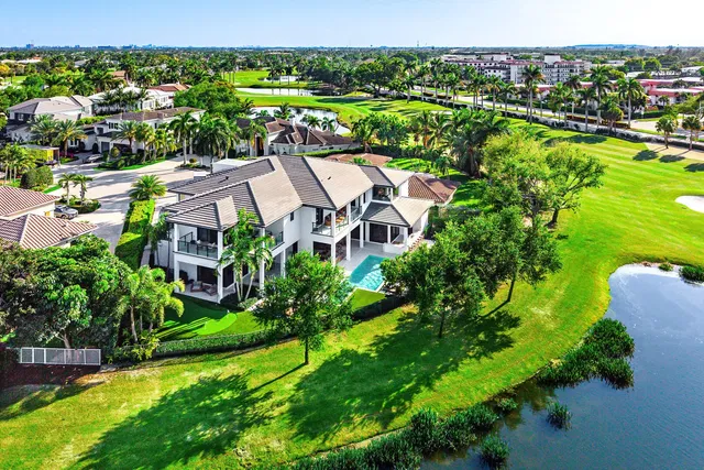 Royal Palm Yacht and Country Club Residence photo 90