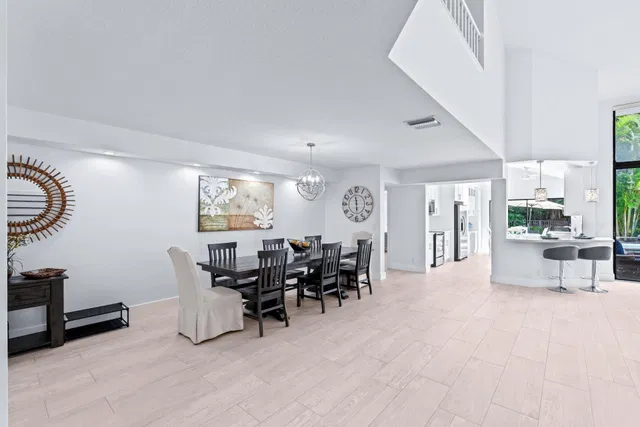 Windsor Way Residence photo 5
