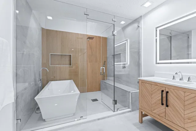 Windsor Way Residence photo 24