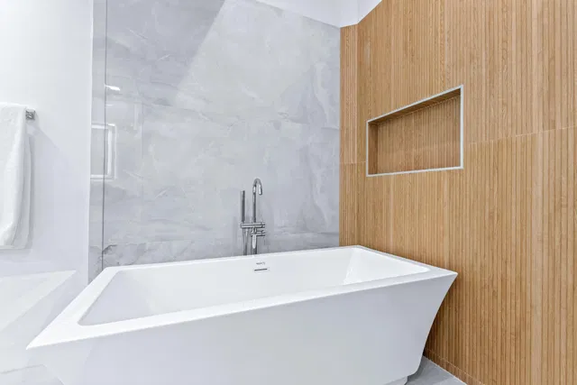Windsor Way Residence photo 25