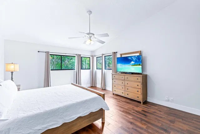 Windsor Way Residence photo 30