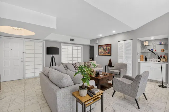 Boca Grove Unit 307 photo 5