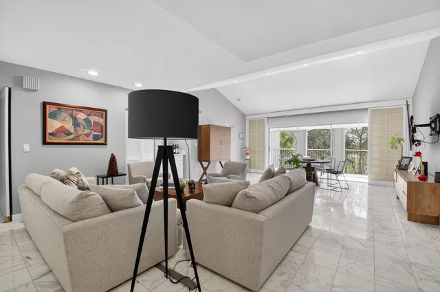 Boca Grove Unit 307 photo 6