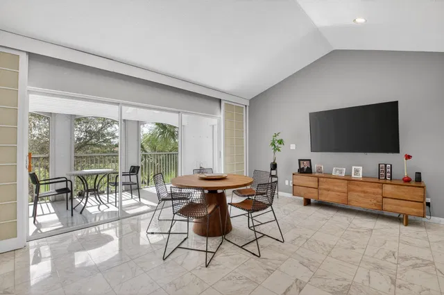 Boca Grove Unit 307 photo 8