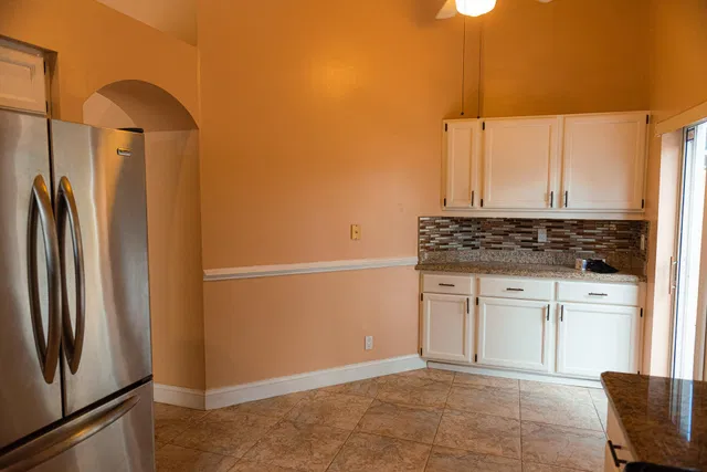  Residence photo 5