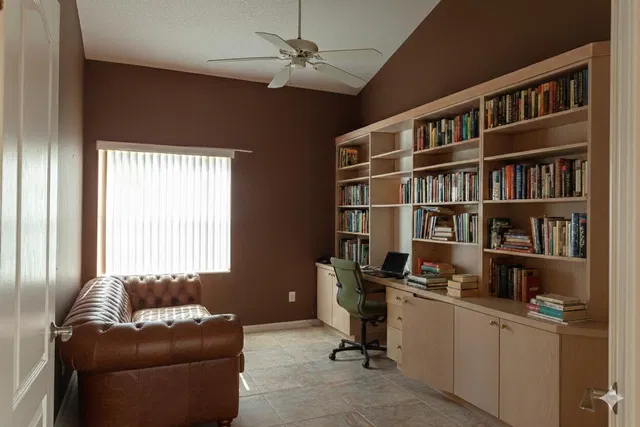  Residence photo 14