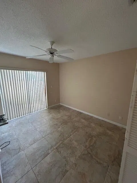  Residence photo 19