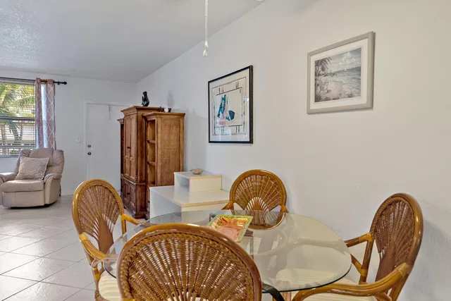  Unit 208 photo 9