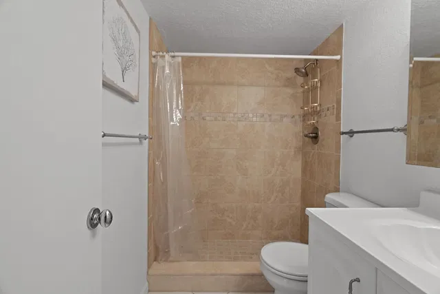  Unit 208 photo 12