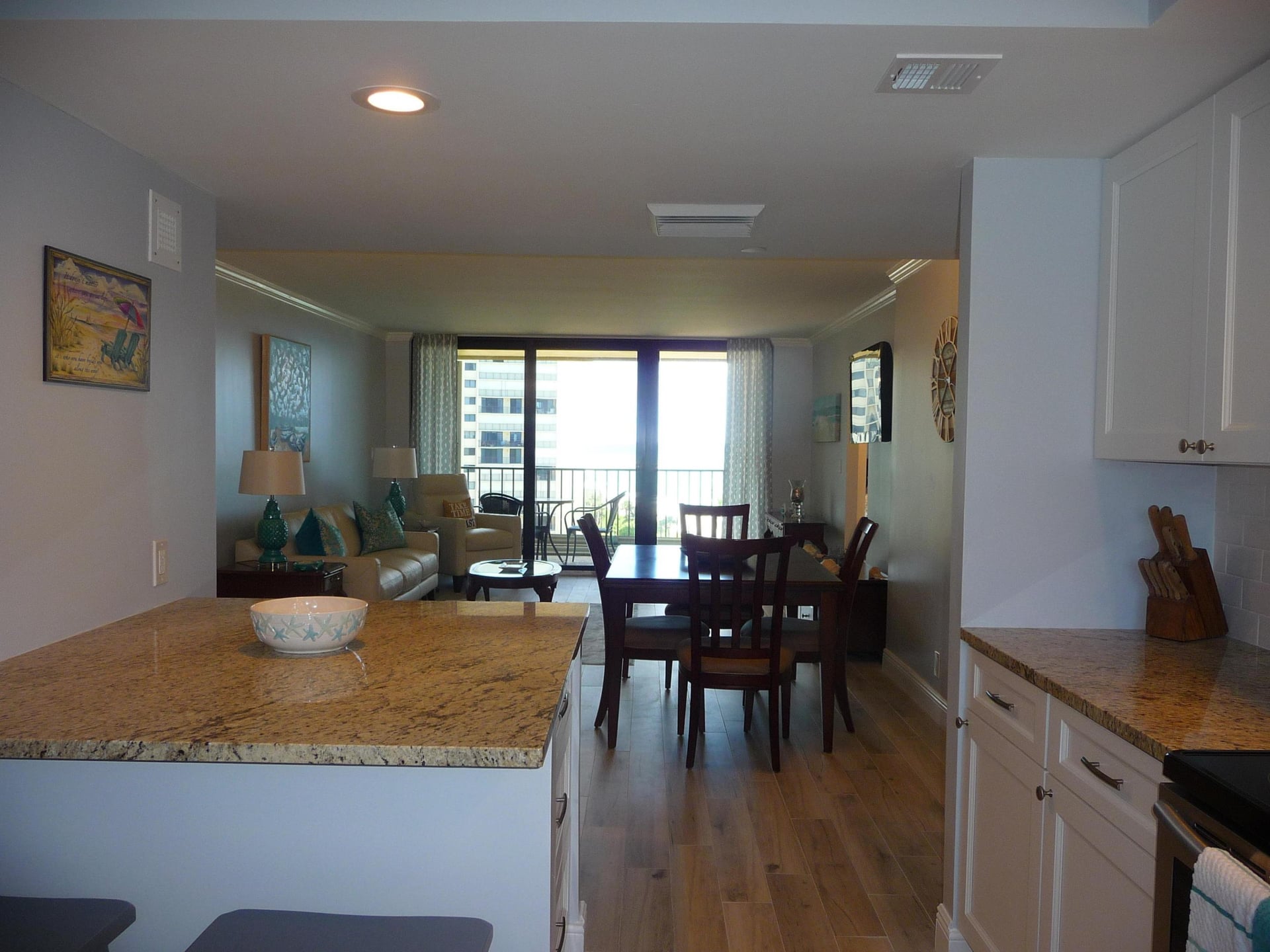  Unit 801 photo 11
