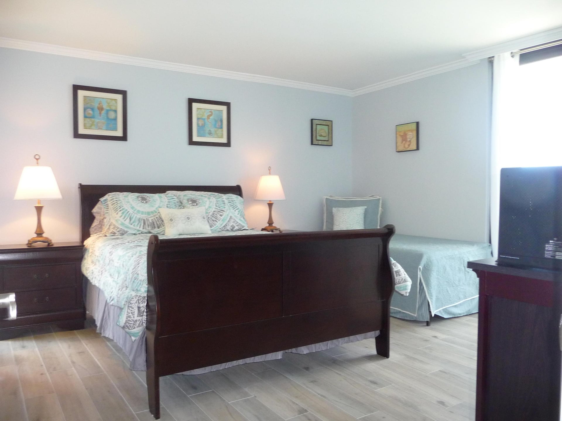  Unit 801 photo 31