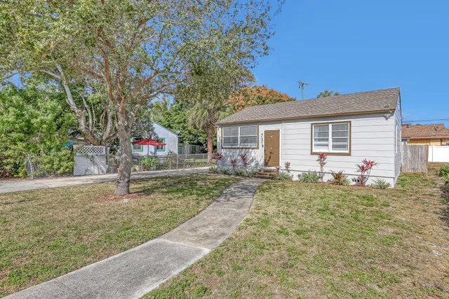 West Palm Beach Residence photo 2