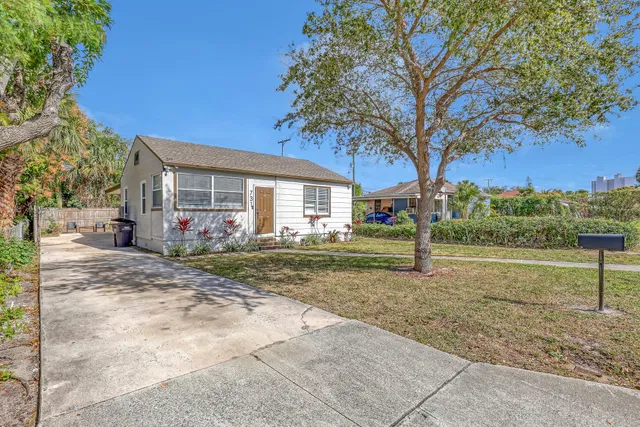 West Palm Beach Residence photo 3