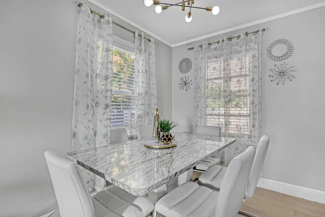 West Palm Beach Residence photo 21
