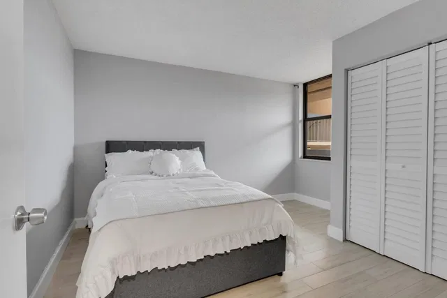  Residence photo 34