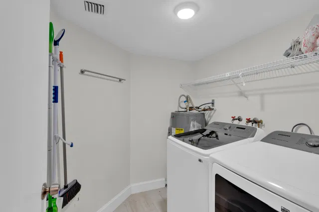  Residence photo 37