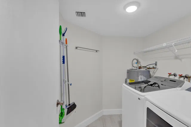  Residence photo 38
