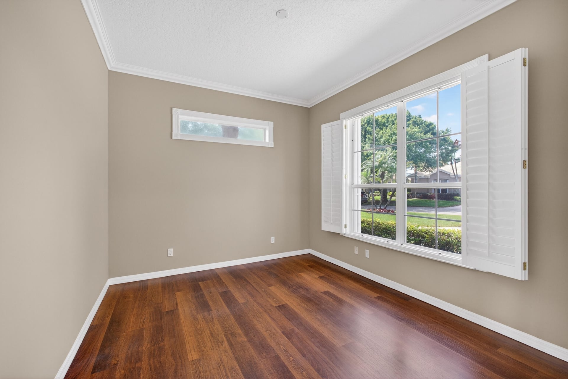 Monarch Country Club Residence photo 8