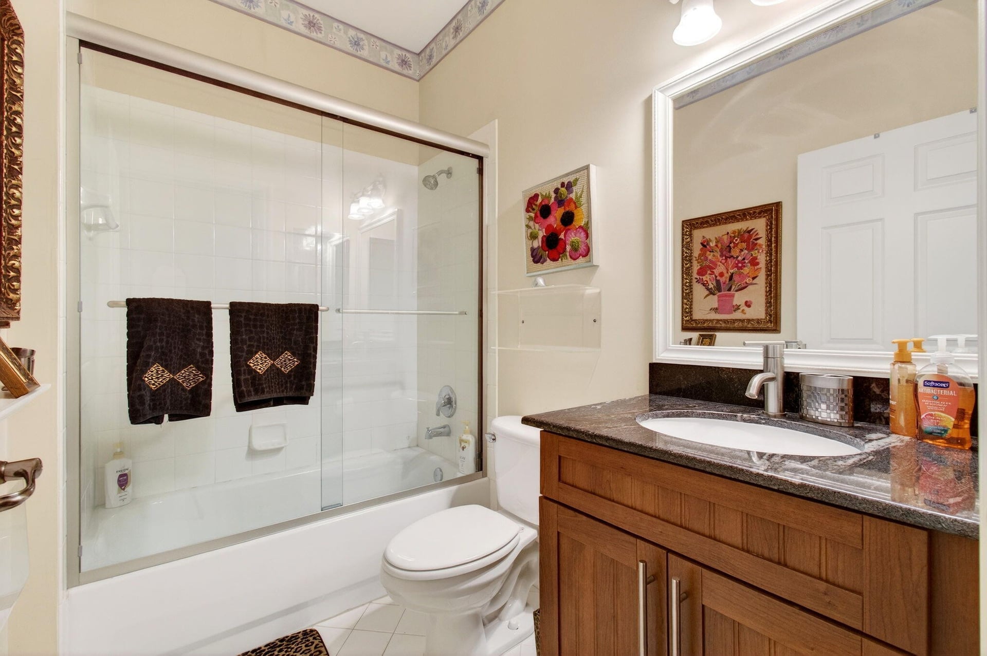  Residence photo 15