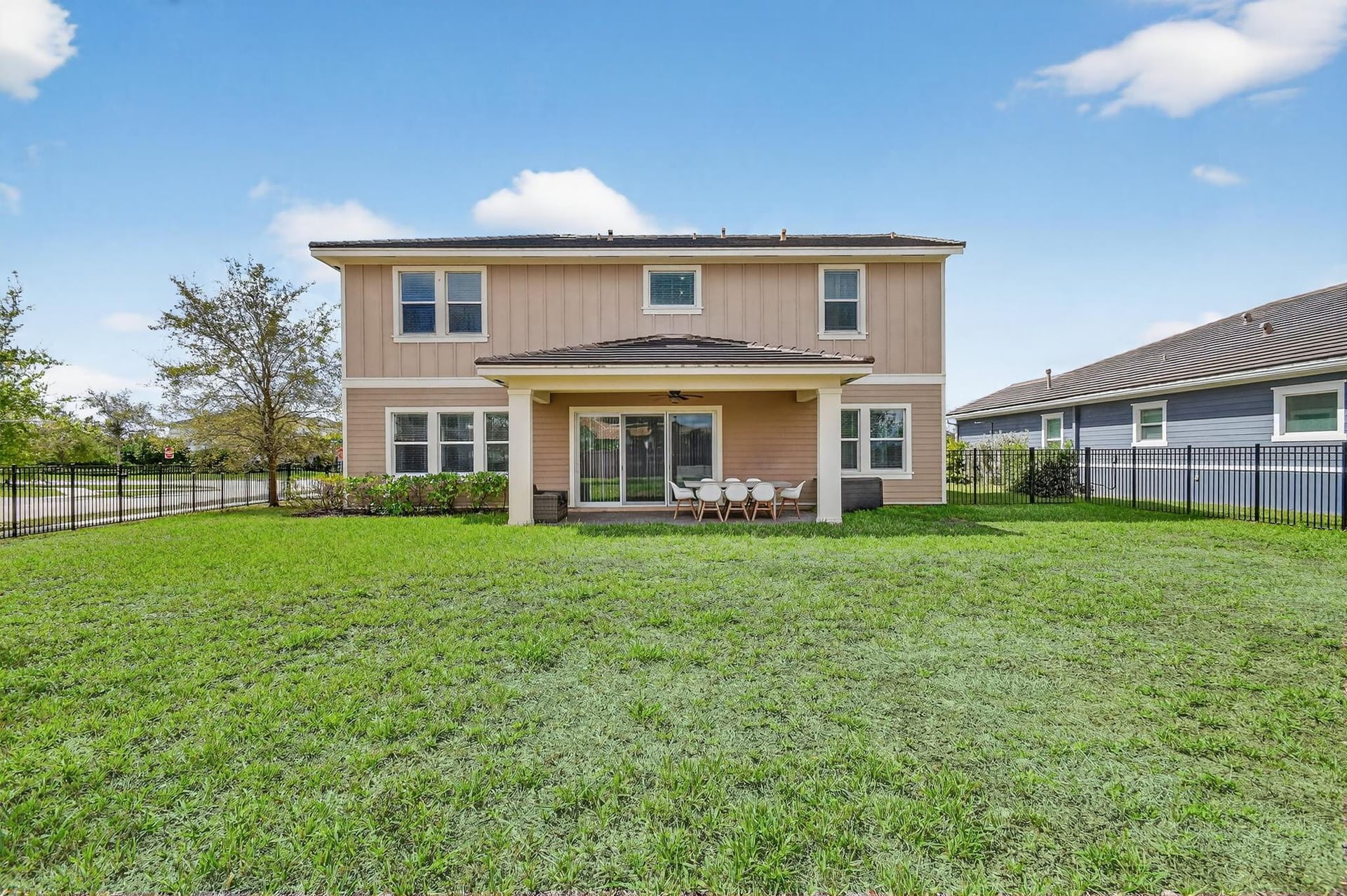Residence photo 48