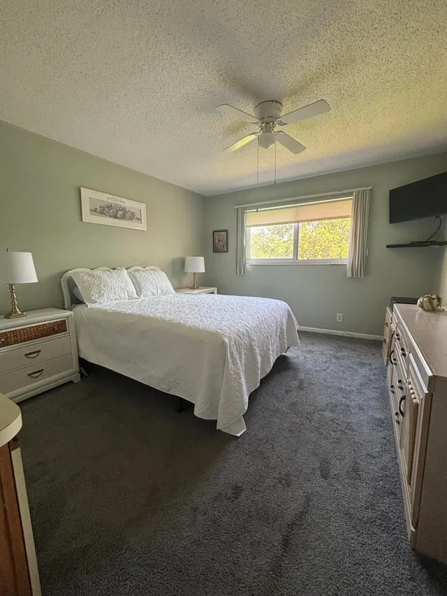 Unit 203 photo 2