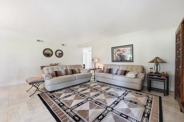 Jonathan's Landing Jupiter FL Unit 107 photo 10