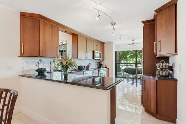 Jonathan's Landing Jupiter FL Unit 107 photo 13